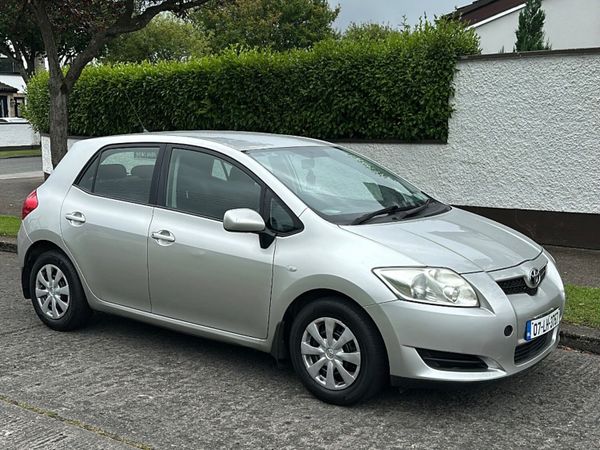 Toyota Auris Hatchback, Petrol, 2007, Silver