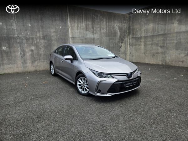 Toyota Corolla Saloon, Petrol Hybrid, 2020, Grey