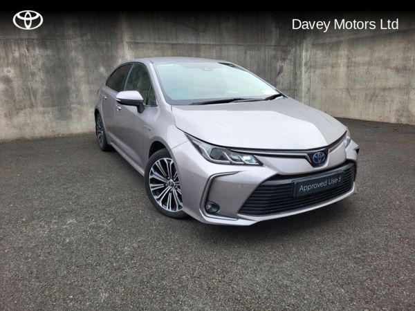 Toyota Corolla Saloon, Petrol Hybrid, 2020, Grey