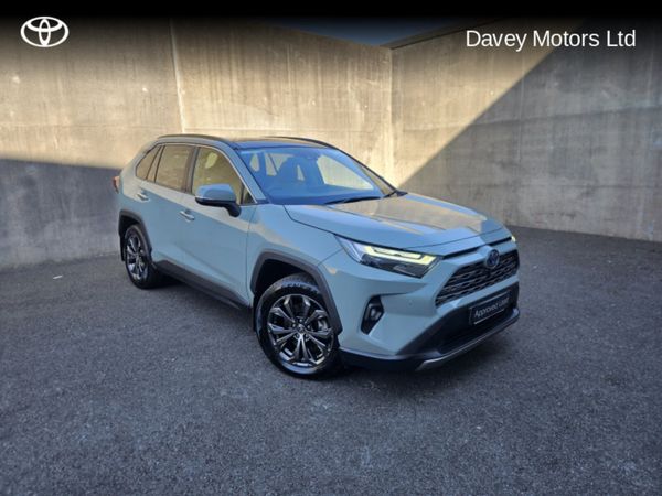 Toyota RAV4 SUV, Petrol Hybrid, 2022, Green