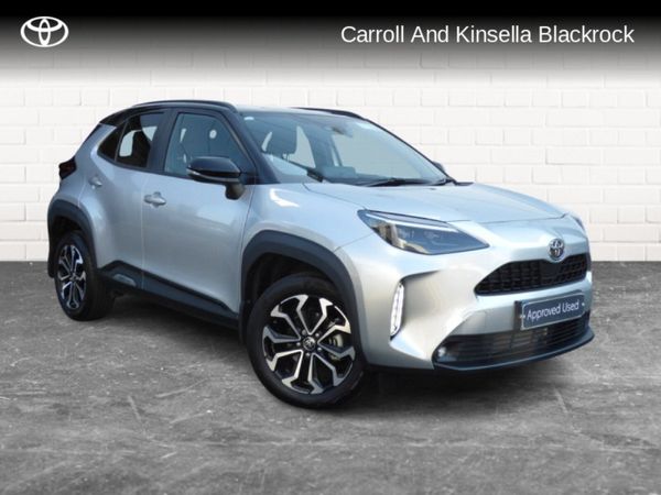 Toyota Yaris Cross Hatchback, Petrol Hybrid, 2025, Silver
