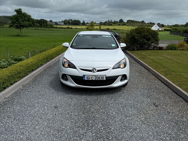 Vauxhall Astra Hatchback, Diesel, 2016, White