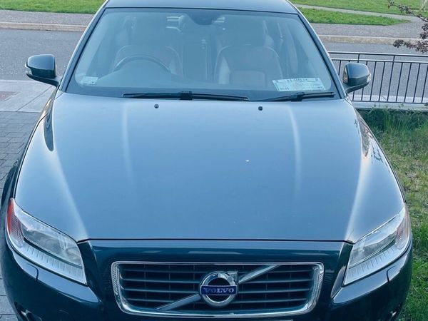 Volvo S80 Saloon, Diesel, 2010, Grey