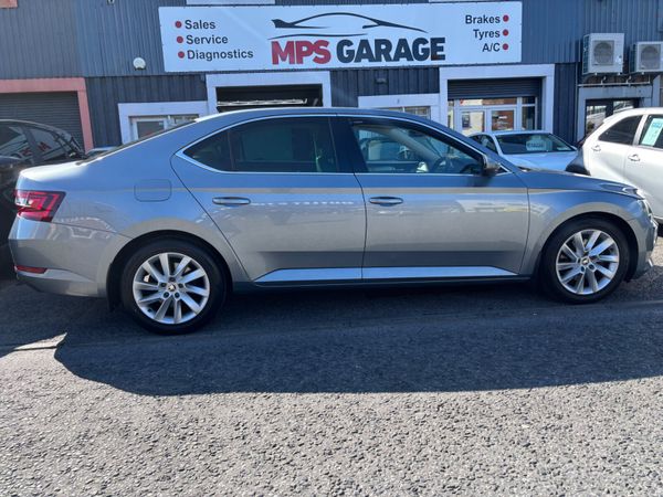 Skoda Superb Saloon, Diesel, 2016, Grey