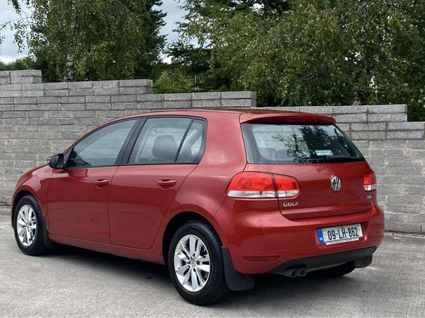 Volkswagen Golf Hatchback, Diesel, 2009, Red