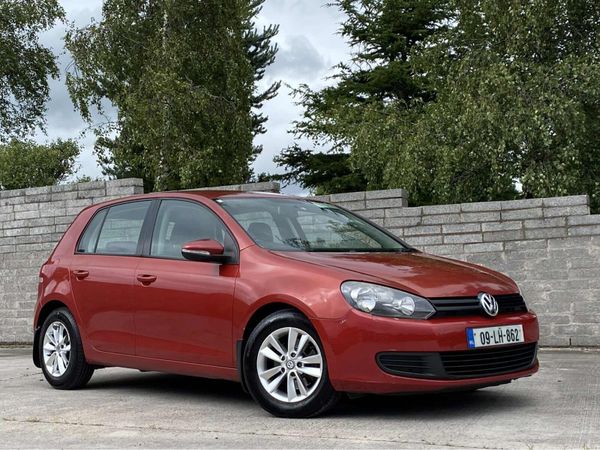 Volkswagen Golf Hatchback, Diesel, 2009, Red