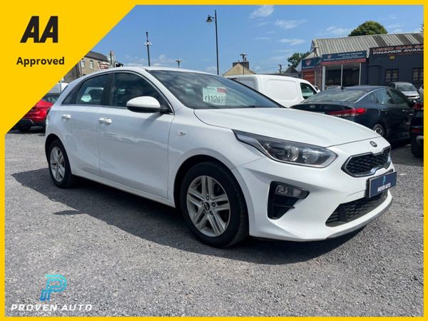Kia Ceed Hatchback, Hybrid, 2021, White