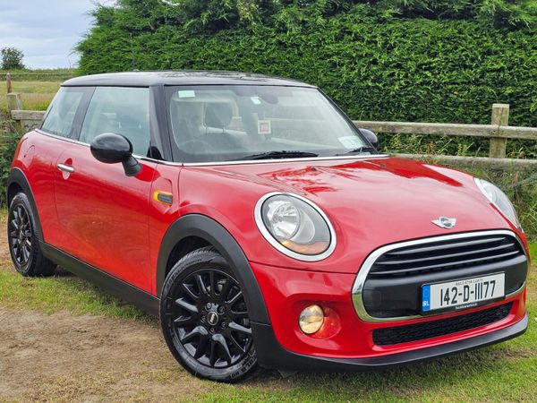 Mini One Hatchback, Diesel, 2014, Red