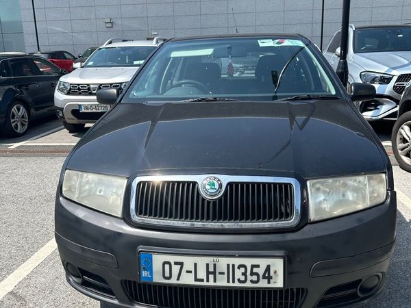 Skoda Fabia Hatchback, Petrol, 2007, Black