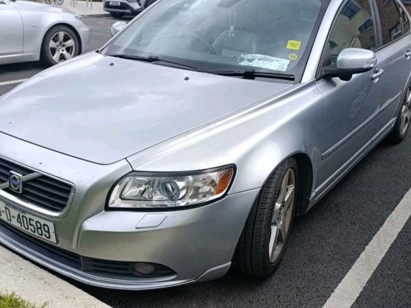 Volvo S40 Saloon, Diesel, 2008, Silver