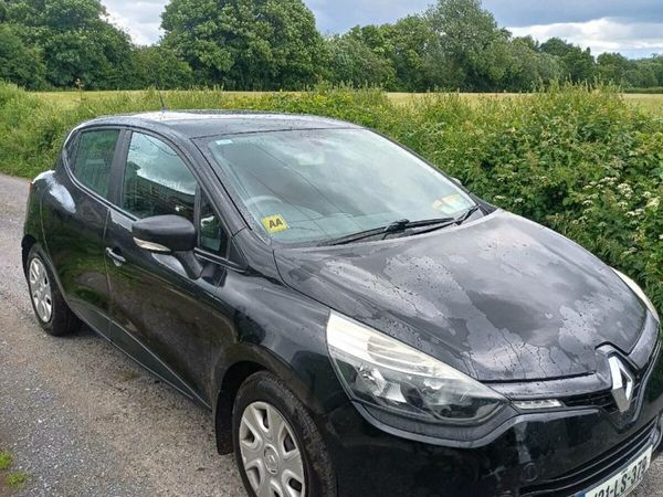 Renault Clio Hatchback, Petrol, 2013, Black