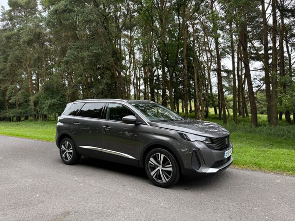Peugeot 5008 MPV, Petrol, 2021, Grey