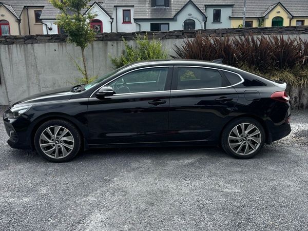 Hyundai i30 Hatchback, Petrol, 2018, Black