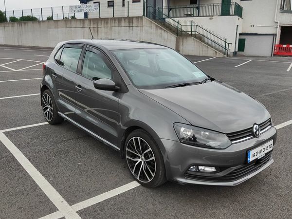 Volkswagen Polo Hatchback, Diesel, 2014, Grey