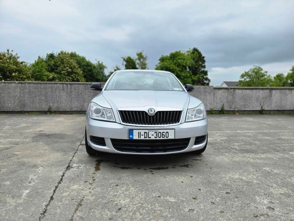Skoda Octavia Hatchback, Diesel, 2011, Silver