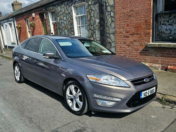 Ford Mondeo Hatchback, Diesel, 2014, Brown