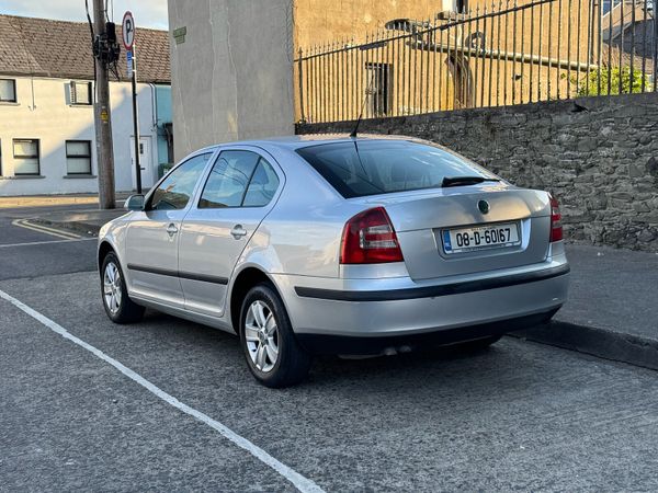 Skoda Octavia Hatchback, Diesel, 2008, Silver