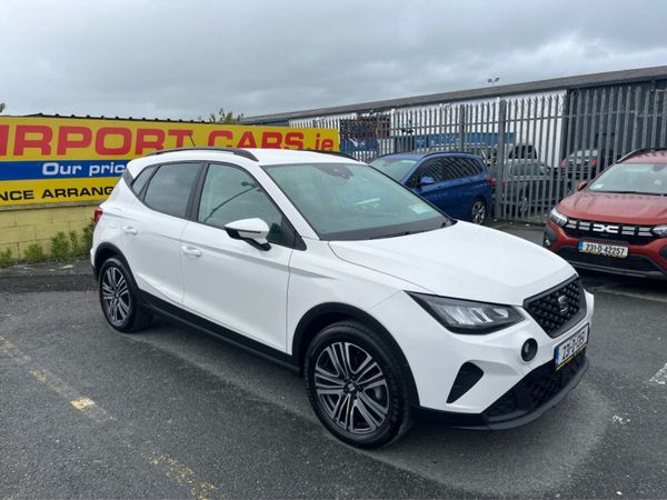 SEAT Arona Hatchback, Petrol, 2023, White