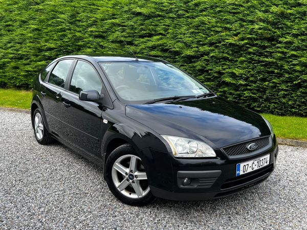 Ford Focus Hatchback, Petrol, 2007, Black