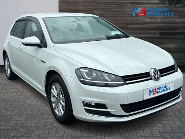 Volkswagen Golf Hatchback, Petrol, 2015, White