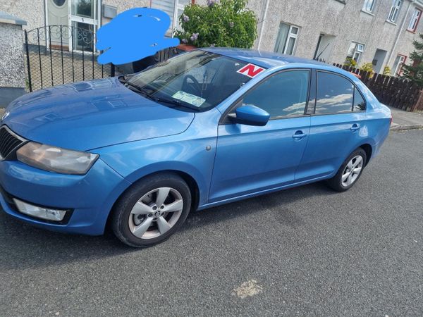 Skoda Rapid Saloon, Diesel, 2013, Blue