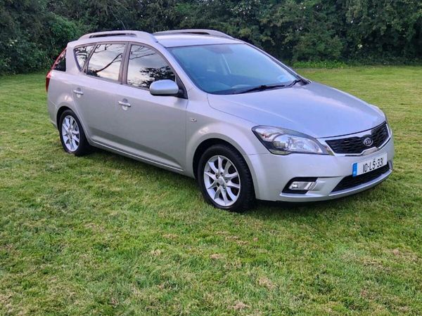 Kia Ceed Estate, Diesel, 2010, Silver