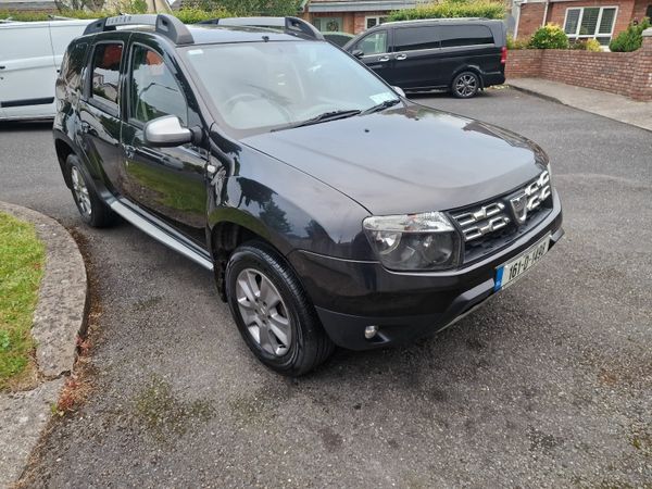 Dacia Duster SUV, Diesel, 2016, Black