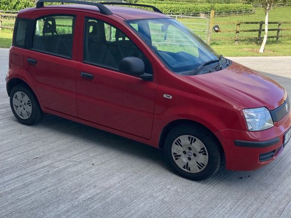 Fiat Panda Hatchback, Petrol, 2011, Red