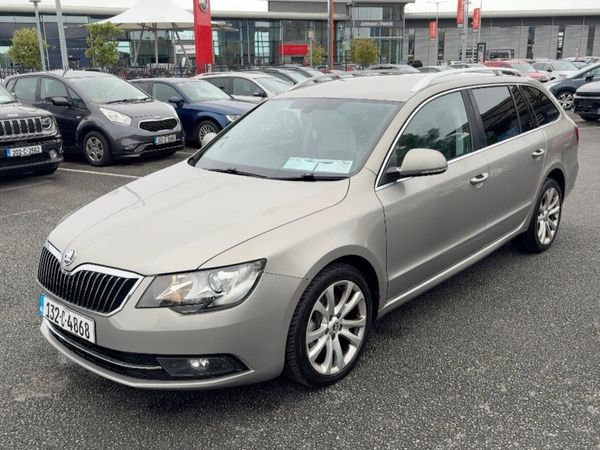 Skoda Superb Estate, Diesel, 2013, Beige