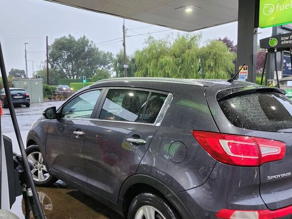 Kia Sportage SUV, Diesel, 2013, Silver
