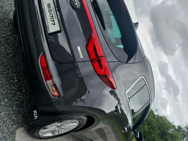 Kia Sportage SUV, Diesel, 2016, Silver