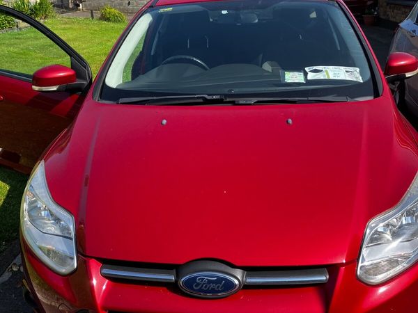 Ford Focus Hatchback, Diesel, 2012, Red