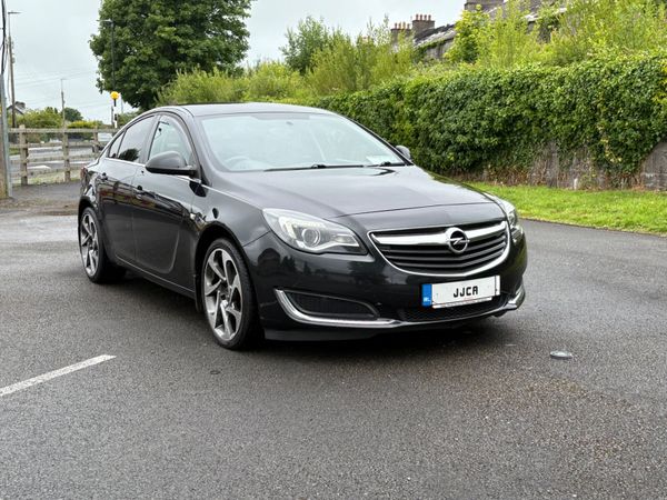 Opel Insignia Hatchback, Diesel, 2016, Black