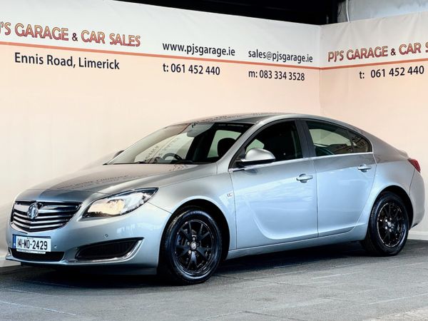 Opel Insignia Hatchback, Diesel, 2014, Silver