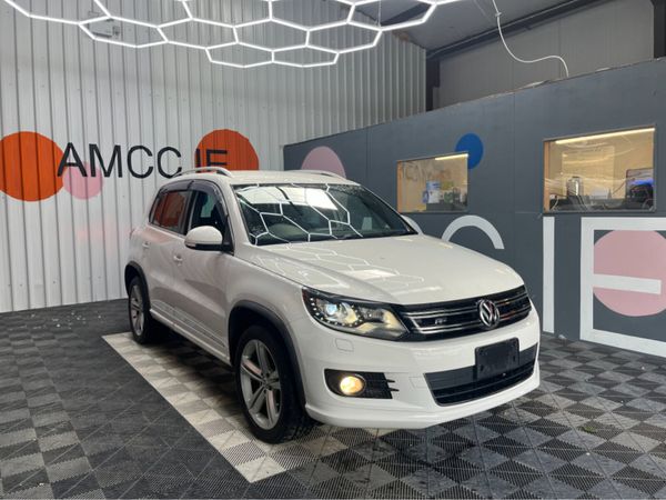 Volkswagen Tiguan Saloon, Petrol, 2013, White