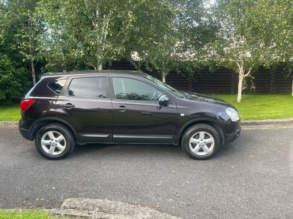 Nissan Qashqai Hatchback, Diesel, 2010, Black