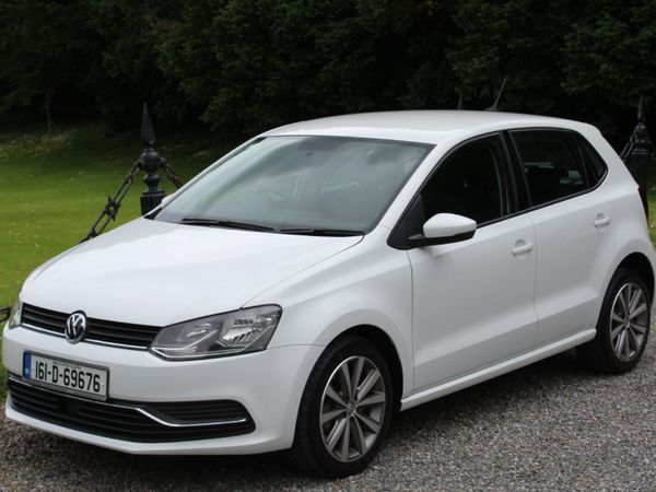 Volkswagen Polo Hatchback, Petrol, 2016, White