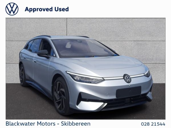 Volkswagen ID.7 Estate, Electric, 2025, Silver