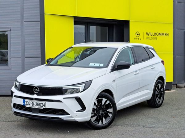 Opel Grandland SUV, Petrol, 2023, White