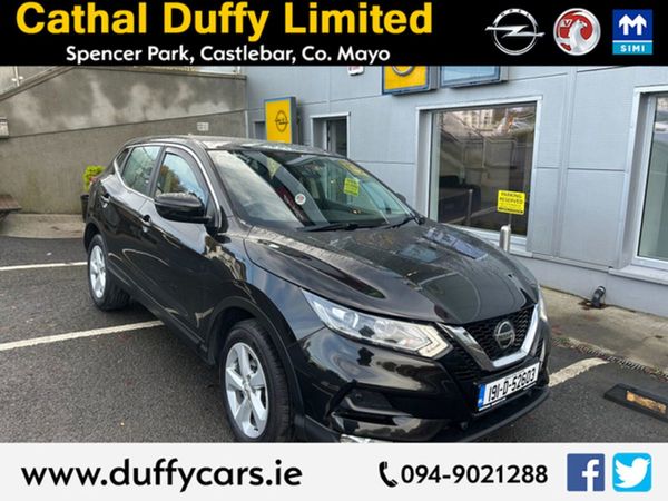 Nissan Qashqai MPV, Diesel, 2019, Black