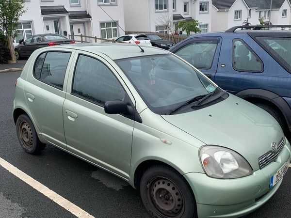 Toyota Yaris Hatchback, Petrol, 2003, Green
