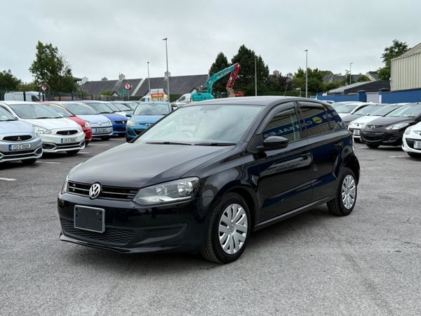 Volkswagen Polo Hatchback, Petrol, 2012, Black