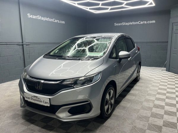 Honda Fit Hatchback, Petrol Hybrid, 2018, Silver