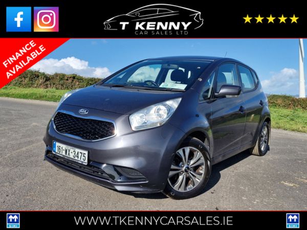 Kia Venga Hatchback, Diesel, 2016, Silver