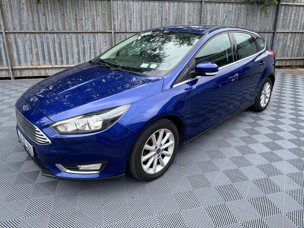 Ford Focus Hatchback, Petrol, 2018, Blue