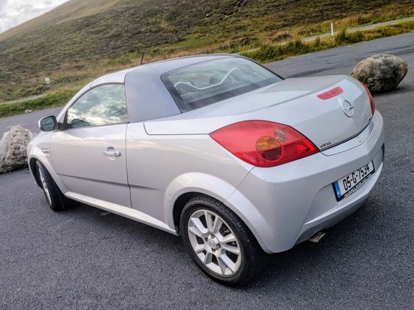 Opel Tigra Convertible, Petrol, 2005, Silver