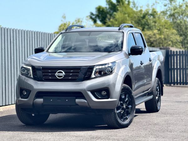 Nissan Navara Pick Up, Diesel, 2021, Grey