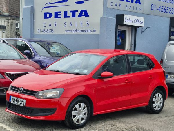 Volkswagen Polo Hatchback, Petrol, 2013, Red