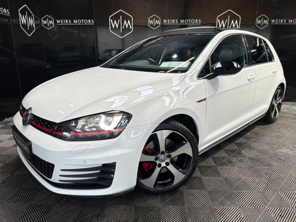 Volkswagen Golf Hatchback, Petrol, 2017, White