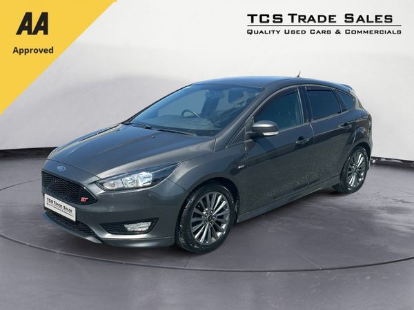 Ford Focus Hatchback, Diesel, 2017, Grey
